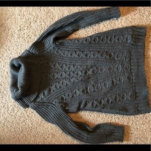 Gray Banana Republic sweater (M)
